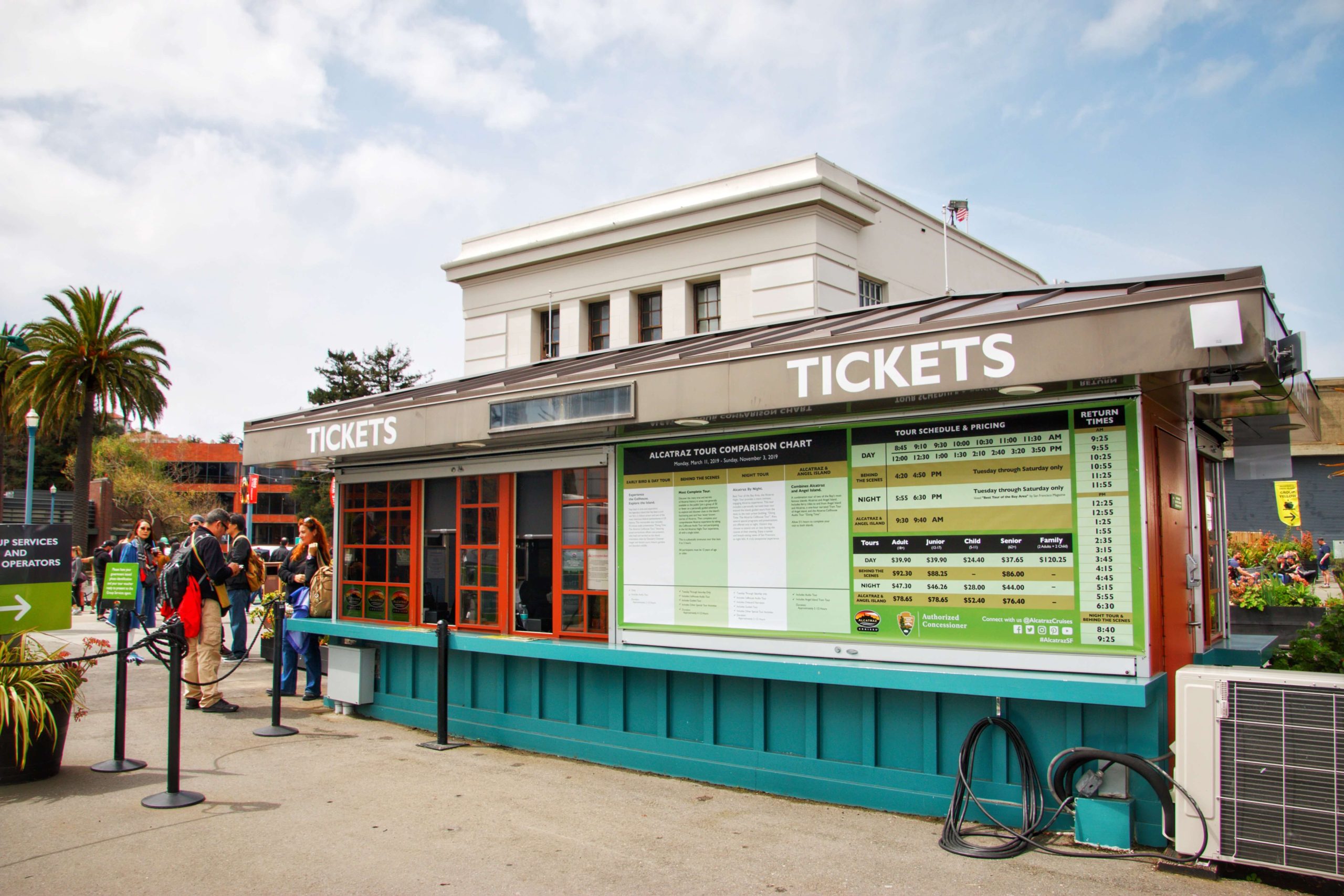 buying tickets to alcatraz