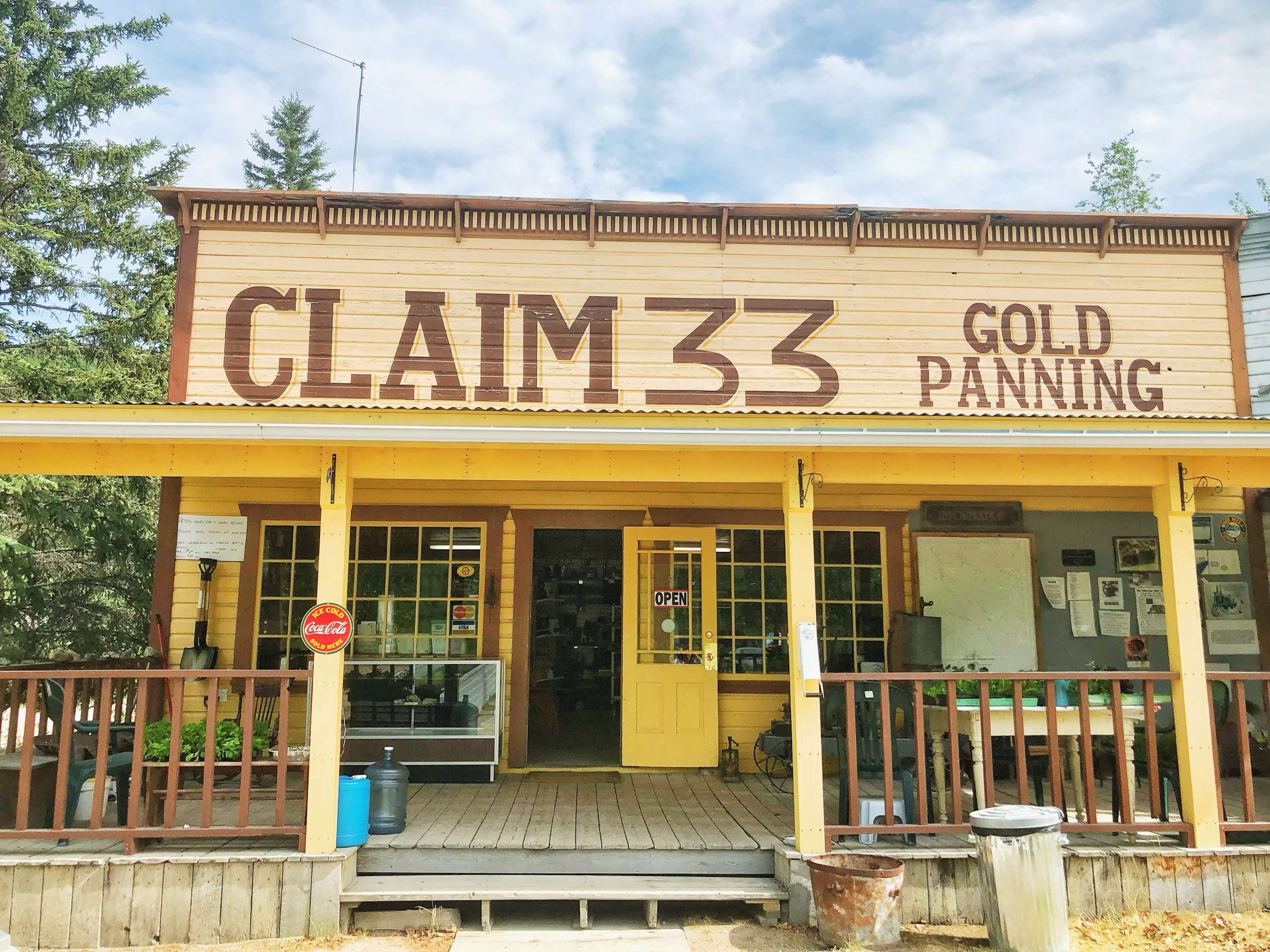 How To Gold Pan Dawson City Yukon