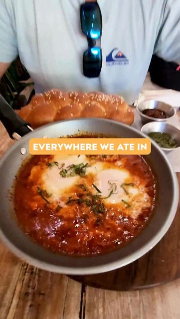 Tamarindo Food Guide 🇨🇷
Most of the places we ate were conveniently located in El Mercadito, which made trying different spots pretty simple. If you’re heading to Tamarindo, here’s everywhere we ate and actually liked:
🍰 Sol Bakery — The Mudpie Cake is worth it.
🥙 Don Ana’s — Good arepas and quick service.
🍕 Galería Pizzería — Burrata + prosciutto pizza; no complaints.
🍔 TamaBurger — Solid burger when you want something familiar.
🥖 Breaking Bread — Our favorite spot on this whole list.
🍻 Papagayo Brewing — Easy place to grab a beer after the beach.
🍛 El Chante — Traditional Costa Rican casado; simple and good.
🌮 Eat at Joe’s Surf Diner — Classic food right by the beach.
🛒 Mega Super — Because grocery shopping in another country is always part of the experience.
✨ Save this if you’re planning a trip to Tamarindo and want a quick list of places to eat (most in or near El Mercadito).