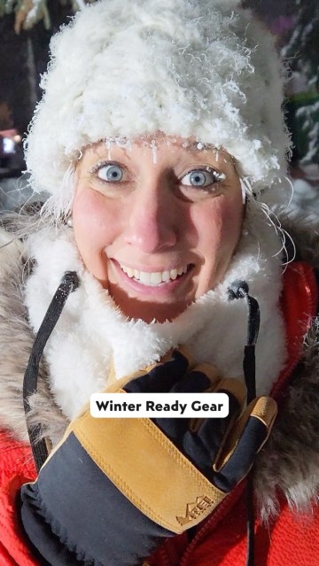 Hot take: winter travel isn’t miserable. Being under-prepared is. 
 
Fairbanks, Alaska  hit us with -20°F during the day and a casual -50°F at night. If you’ve never experienced that kind of cold let me tell you- it hurts to breathe. 
 
The big difference between a “this is magical” winter trips and “My finger just fell off ” comes down to having the right gear. And Gloves are 100% one of the most important items not just for warmth but also for function. Because I can promise you a team of sled dogs will not wait while you to fumble with your phone trying to get the shot 🤣 
 
Our absolute favorites are from REI Co-op, and here’s what we’d actually recommend if you’re planning extreme cold travel: 
 
What to Look For in Gloves (for sub-zero adventures): 
 •  Rated for well below the temps you expect 
 •  Waterproof + windproof shell 
 •  Insulated (down or high-quality synthetic) 
 •  Removable liner (so you can dry them overnight) 
 •  Enough mobility to use your hands without taking them off- bonus point for screen friendly finger tips. 
 
Winter travel is bucket list for a reason. 
Investing in the gear that lets you experience more is worth the splurge …Your fingers (and frozen eyelashes) will thank you 😉 
 
#rockporchpartner #gifted @rockporch.creators @rei